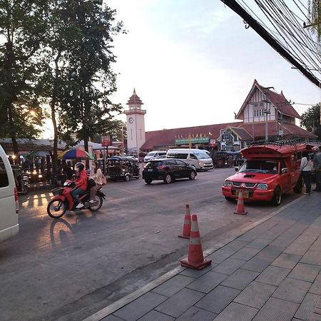 Supanich Condo Opposite The Train Station Chiangmai Чиангмай Экстерьер фото